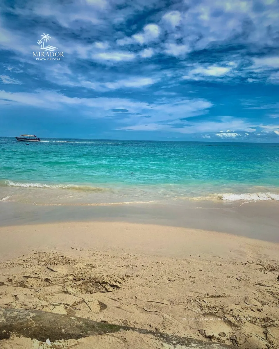 Playa cristal-Playa tranquila. -mirador